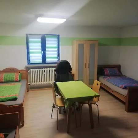 Gast-zimmer * Bernbeuren