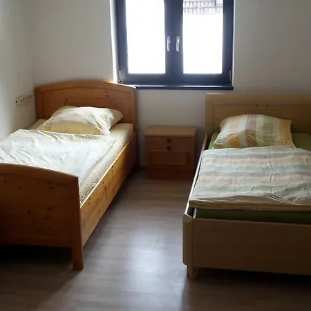 Gast-zimmer * Bernbeuren